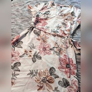 New SHEIN Women's Floral Lightweight Dress Size L 8/10